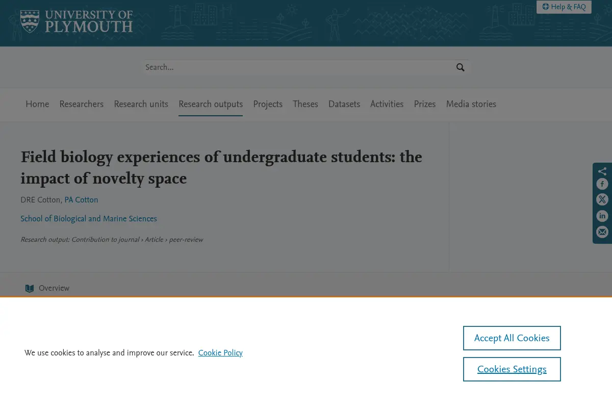 Field biology experiences of undergraduate students: the impact of novelty space