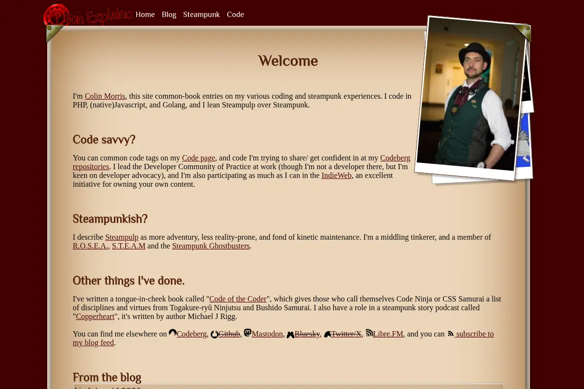 Professor von Explaino
